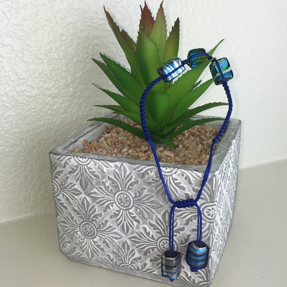 Handmade Chinese Knotting Bracelet W/ Glass Beads - Picture 5 of 8